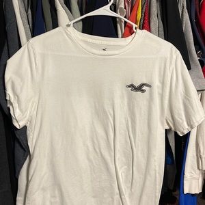 medium hollister tee. white with lettering on back